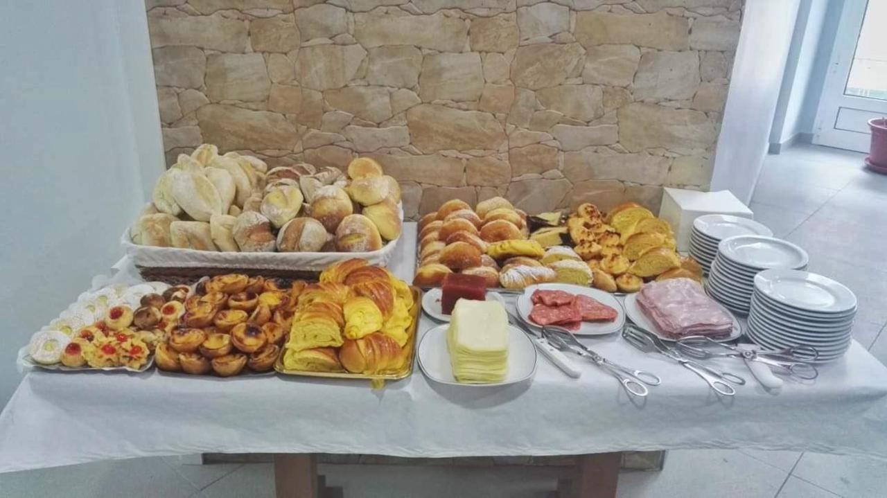 Fonte D' Amandos Bed & Breakfast Арганил Екстериор снимка
